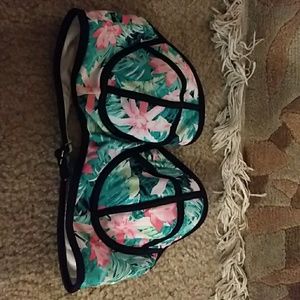 Bathing suit ( top )